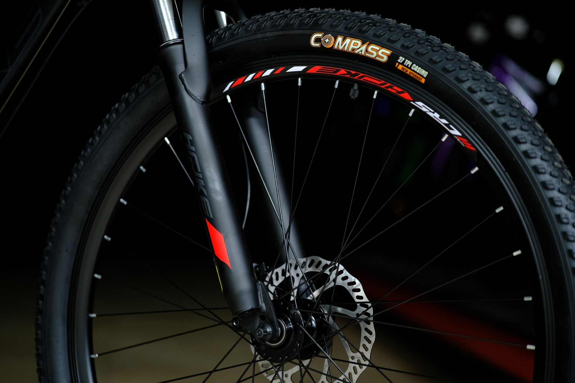 Обод 27.5 двойной усиленный , втулки алюминиевые на промподшипниках
 HOKE 2 Way 27,5 HD 17